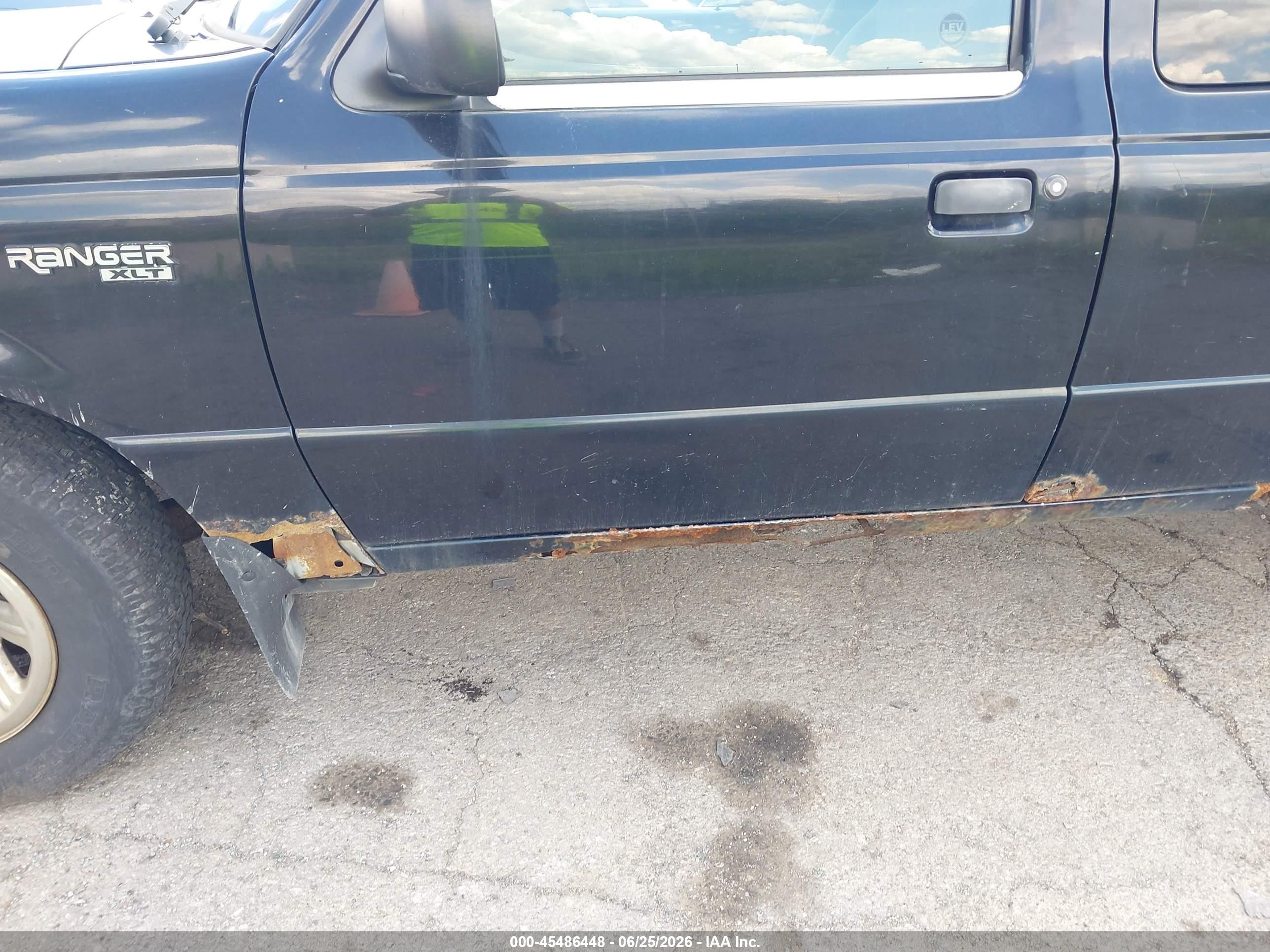 2002 Ford Ranger Xlt Black vin: 1FTYR44E62TA07140