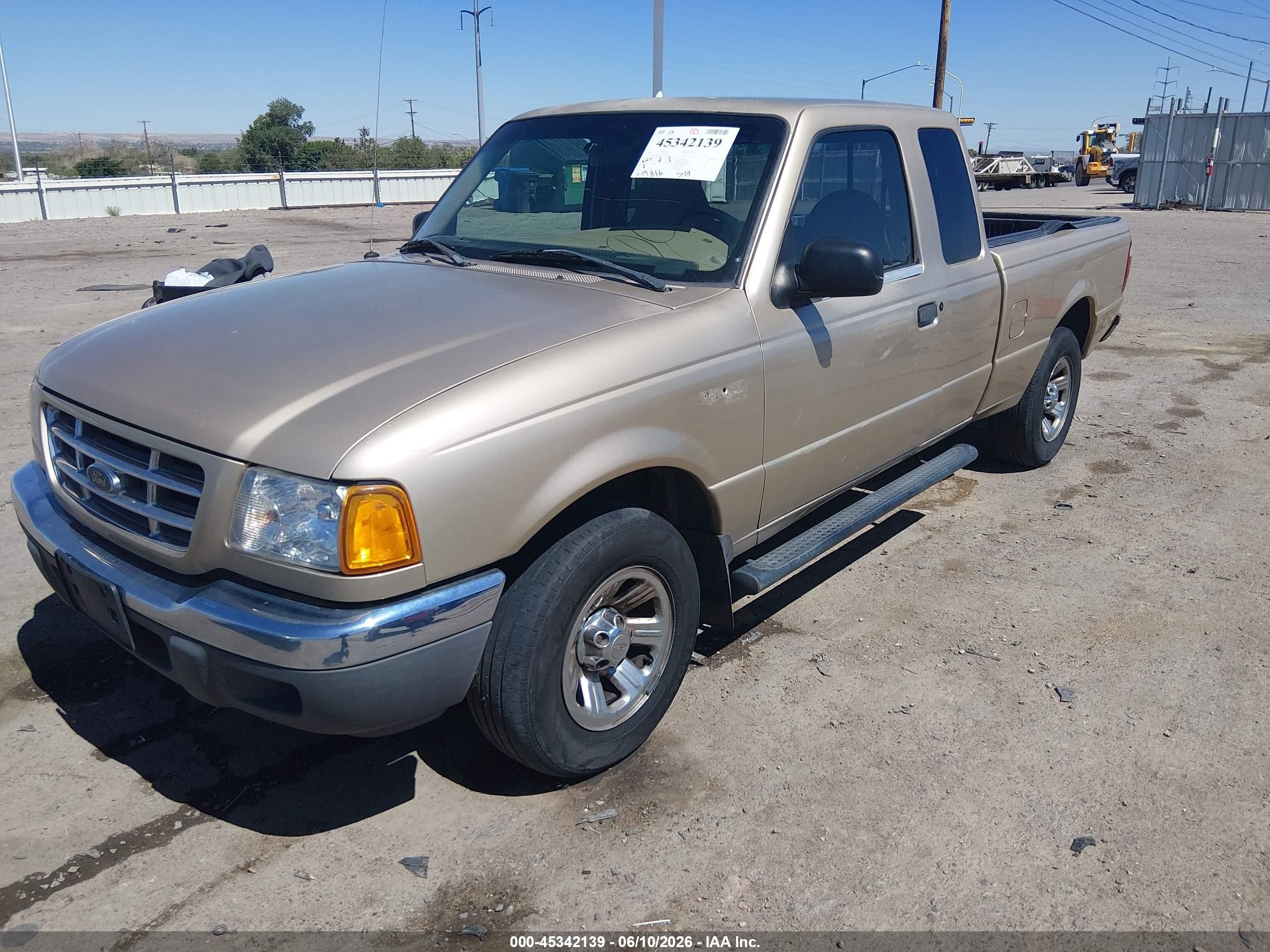 2002 Ford Ranger Xlt Gold vin: 1FTYR44E72PA81661