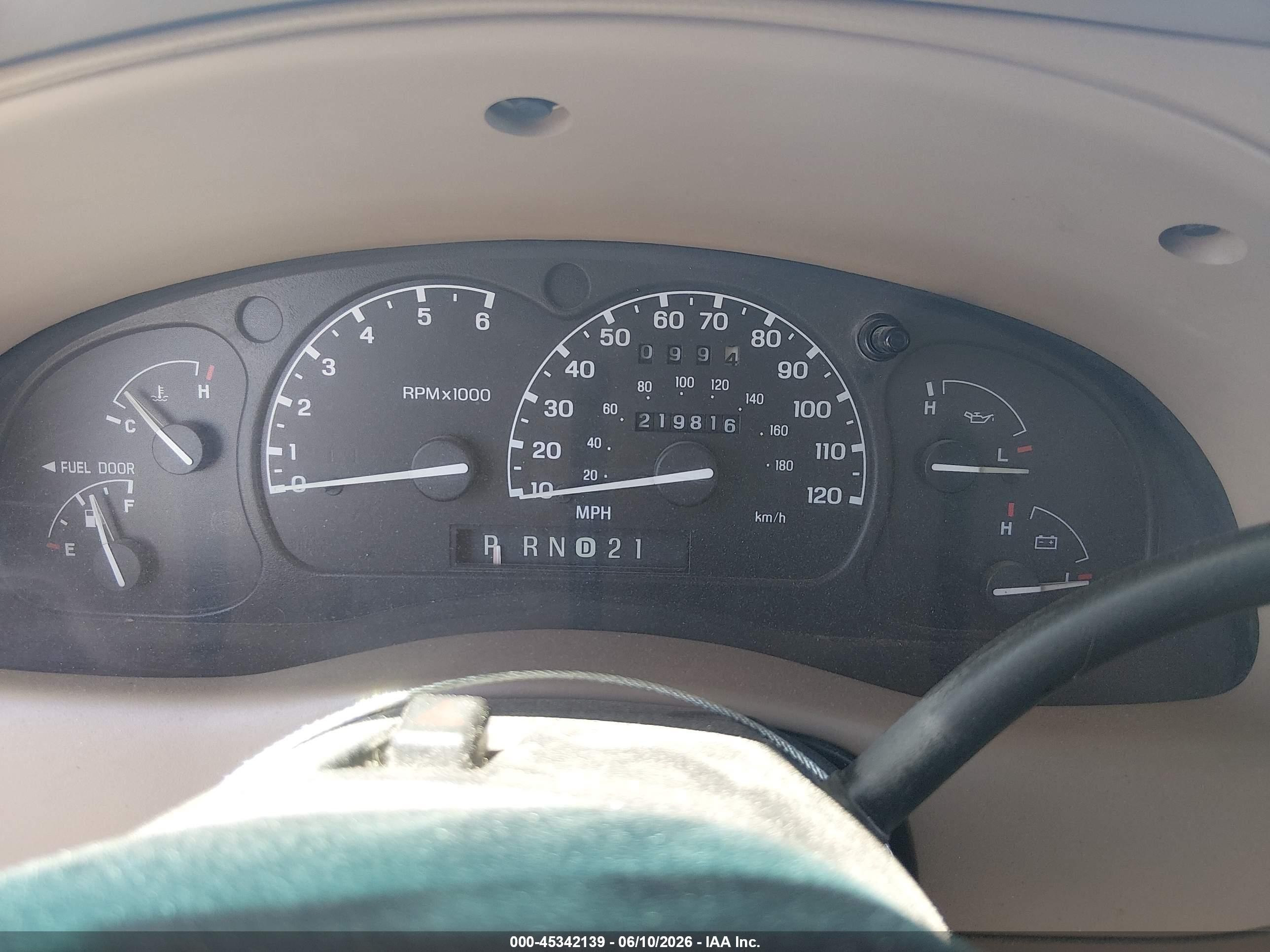 2002 Ford Ranger Xlt Gold vin: 1FTYR44E72PA81661