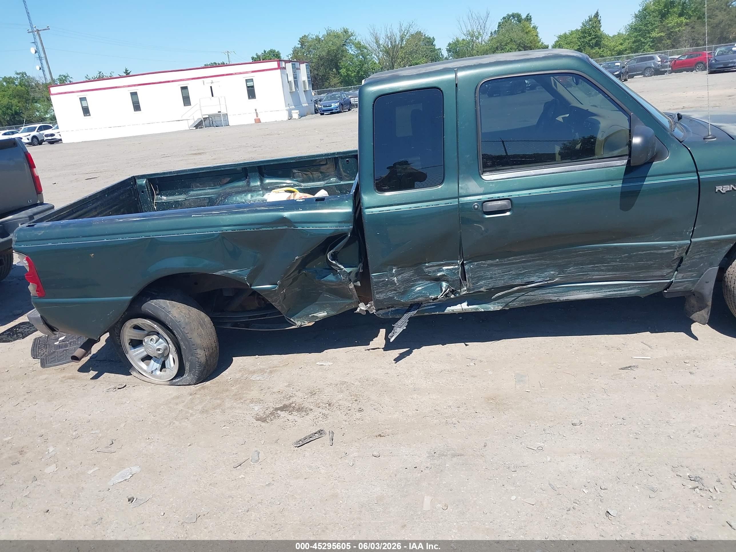 2002 Ford Ranger Xlt Green vin: 1FTYR44E82TA11867