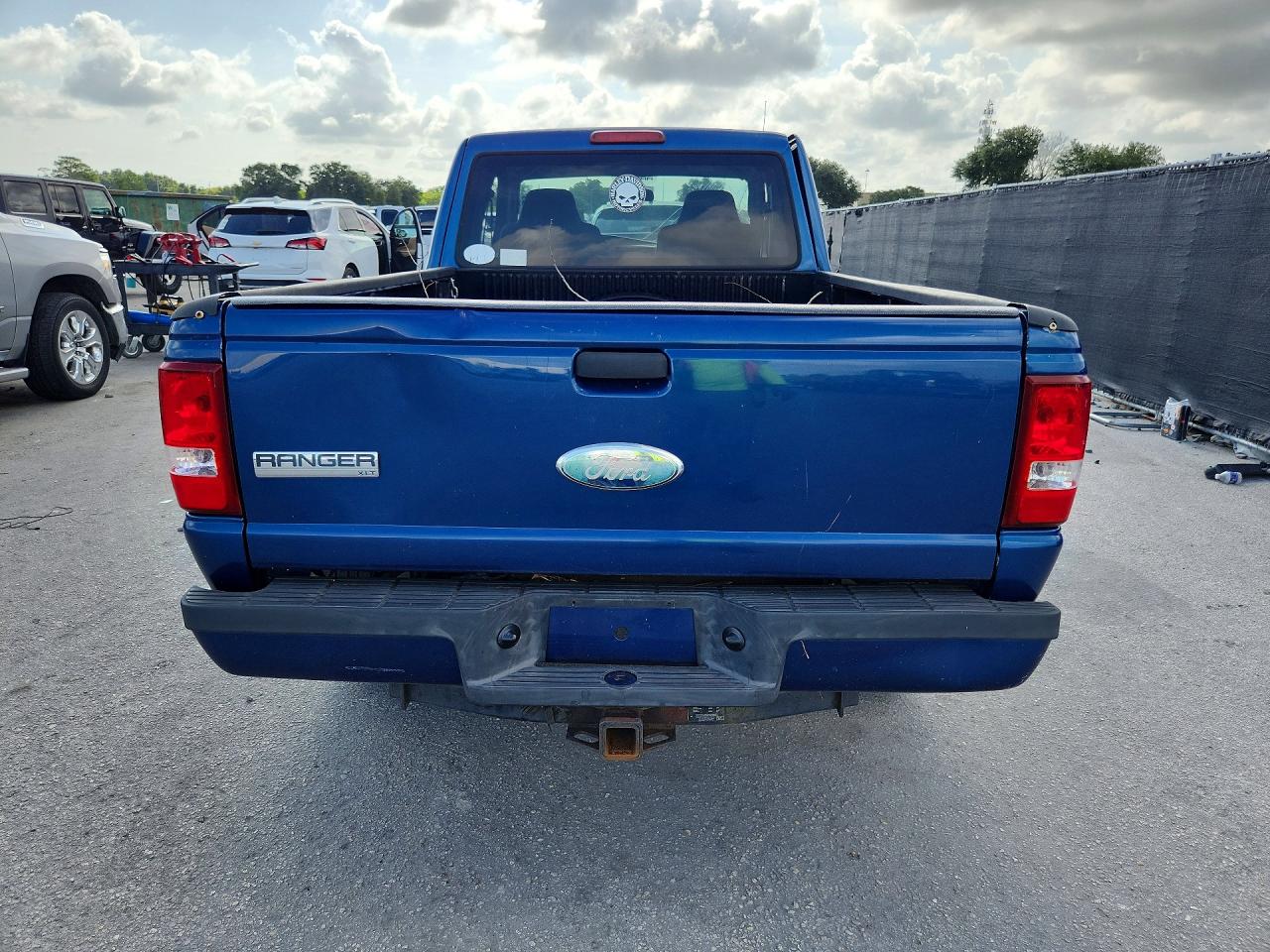 2009 Ford Ranger Super Cab Blue vin: 1FTYR44E99PA19933