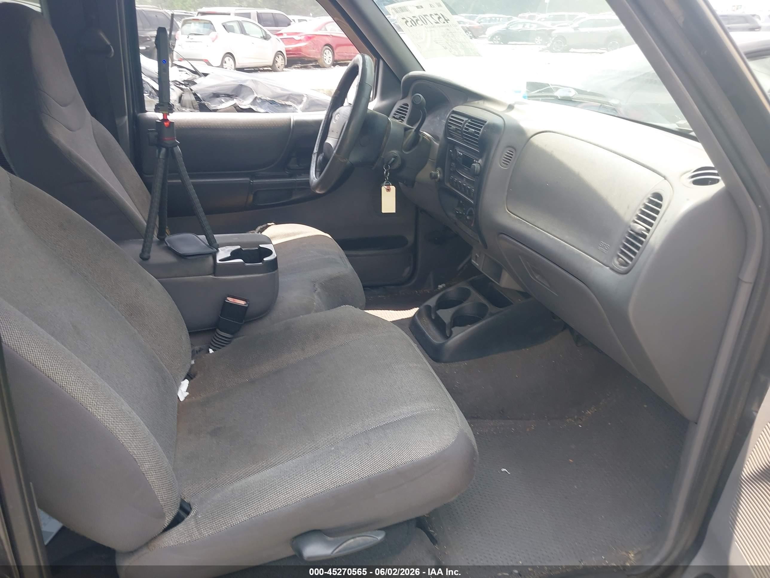 2002 Ford Ranger Edge/tremor/xlt Black vin: 1FTYR44U02PA13936