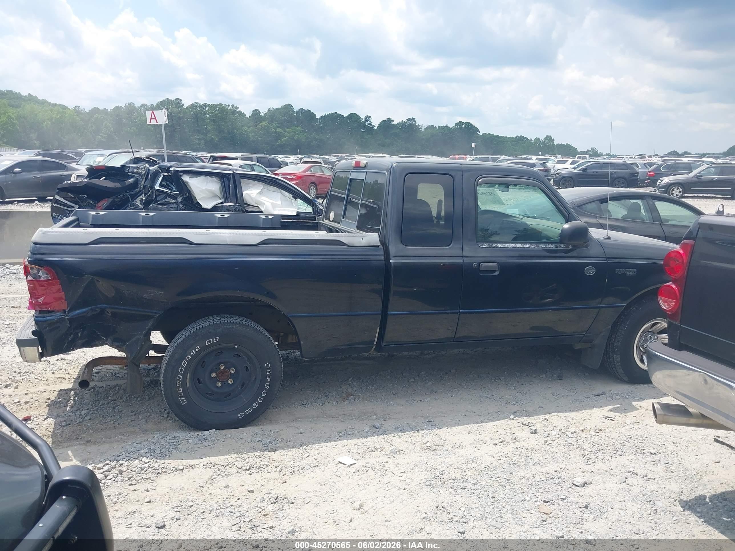 2002 Ford Ranger Edge/tremor/xlt Black vin: 1FTYR44U02PA13936