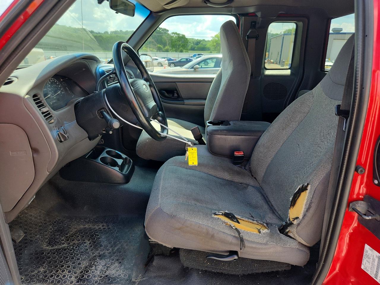 2002 Ford Ranger Super Cab Red vin: 1FTYR44U02PA51246