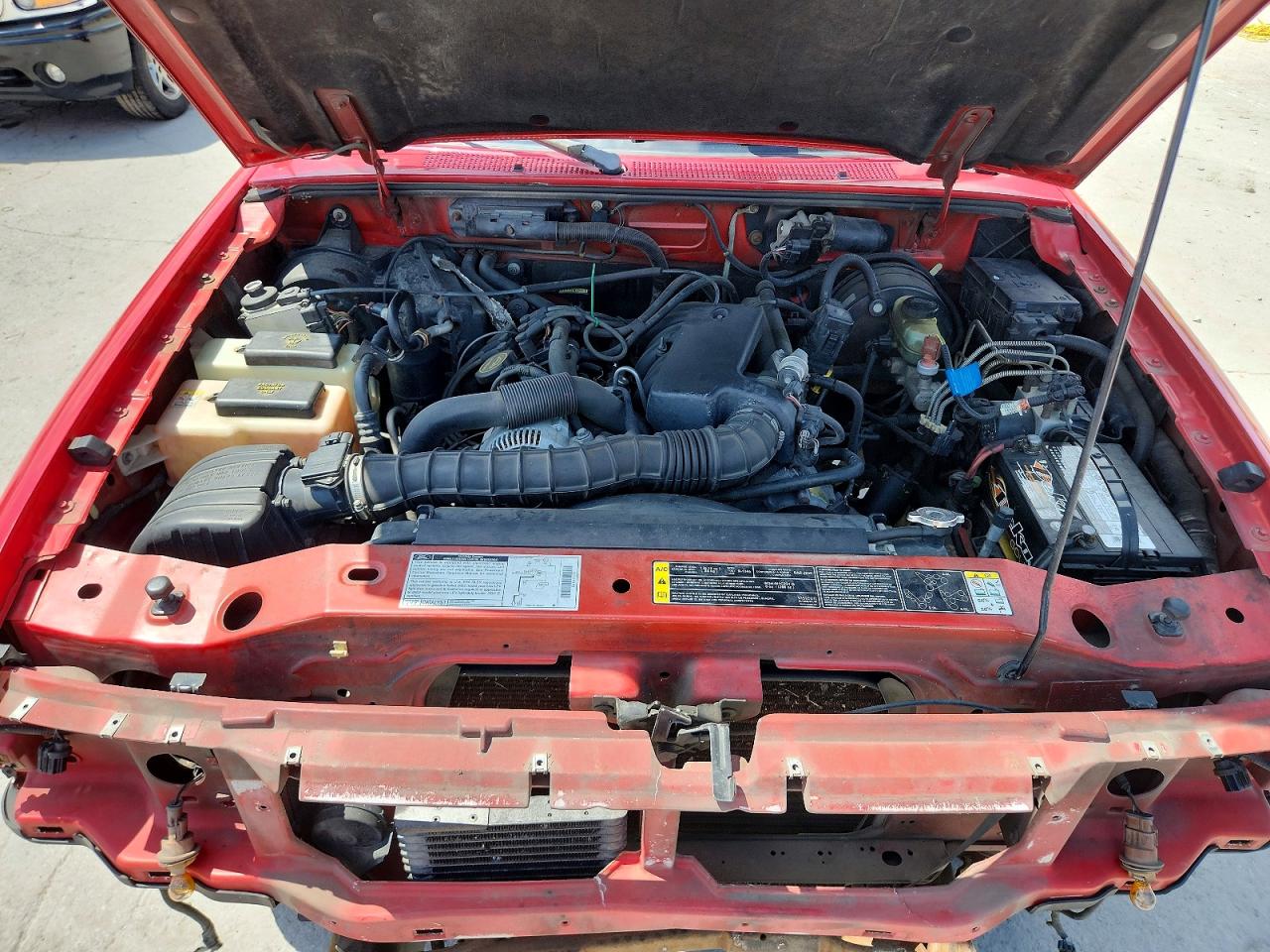 2002 Ford Ranger Super Cab Red vin: 1FTYR44U02PA51246