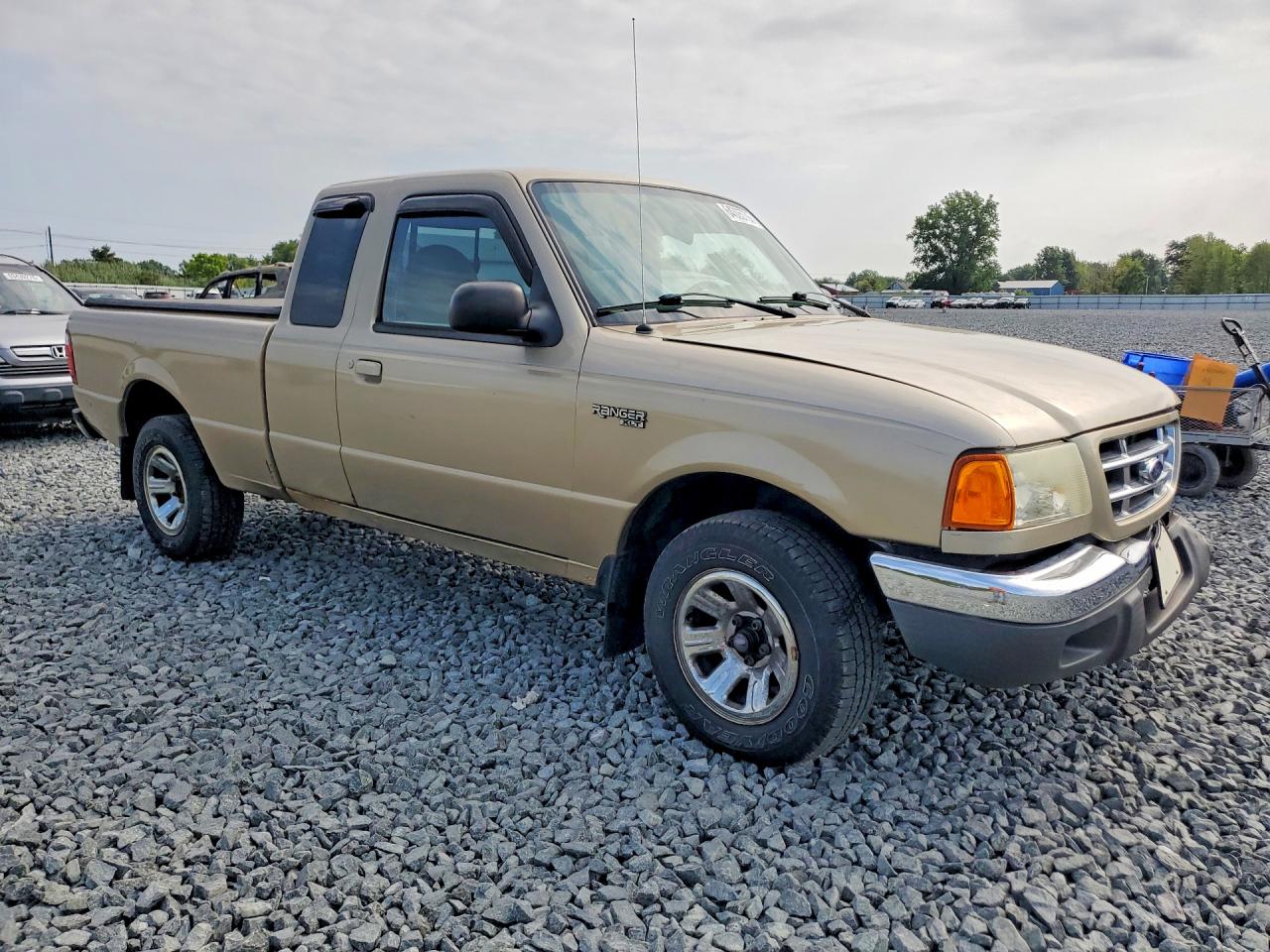 2002 Ford Ranger Super Cab Gold vin: 1FTYR44U02PB16726