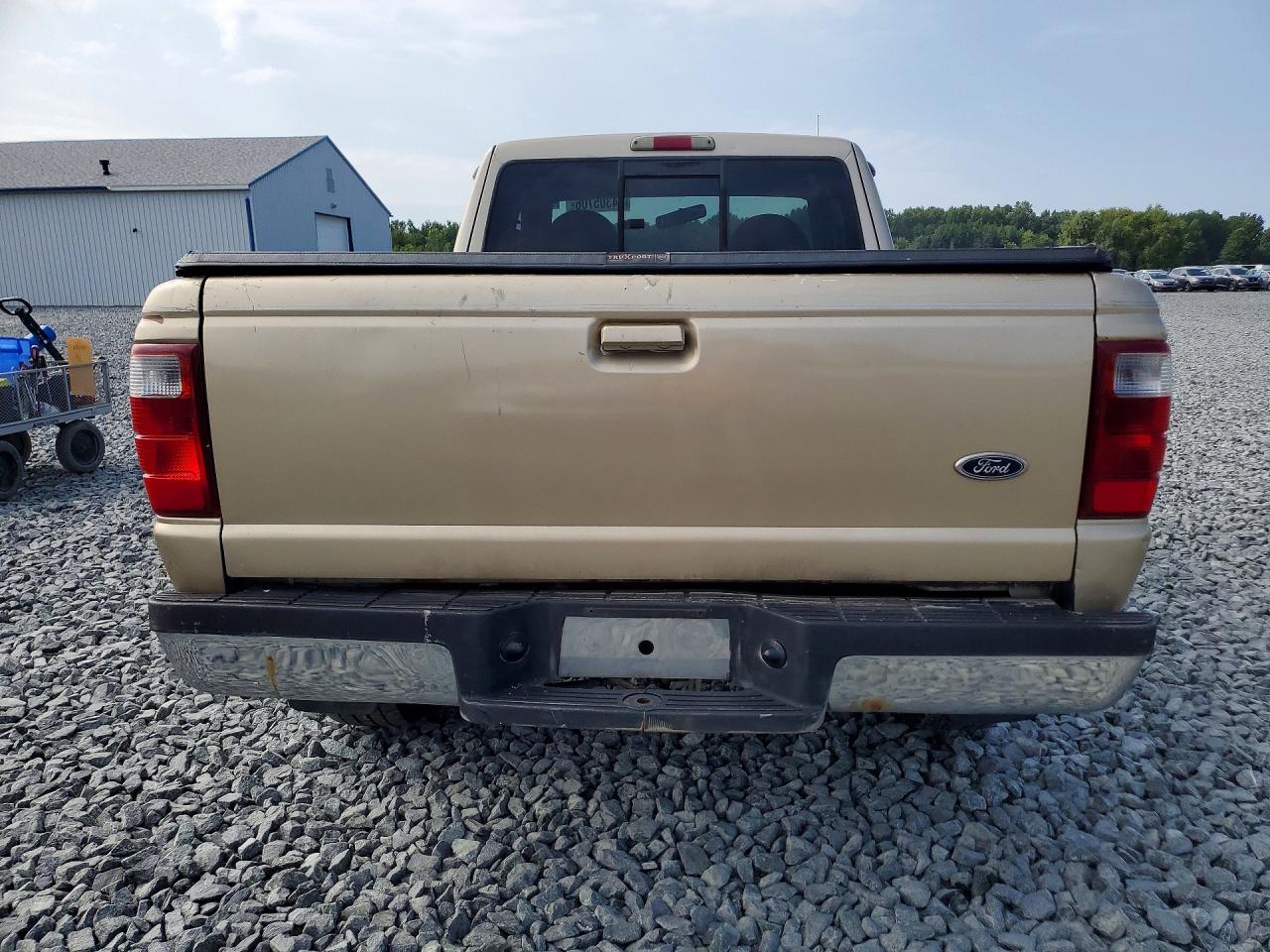 2002 Ford Ranger Super Cab Gold vin: 1FTYR44U02PB16726