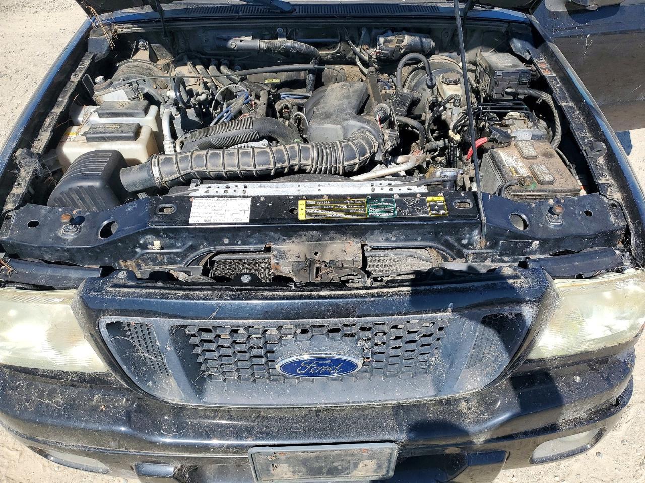2004 Ford Ranger Super Cab Black vin: 1FTYR44U04PB44478