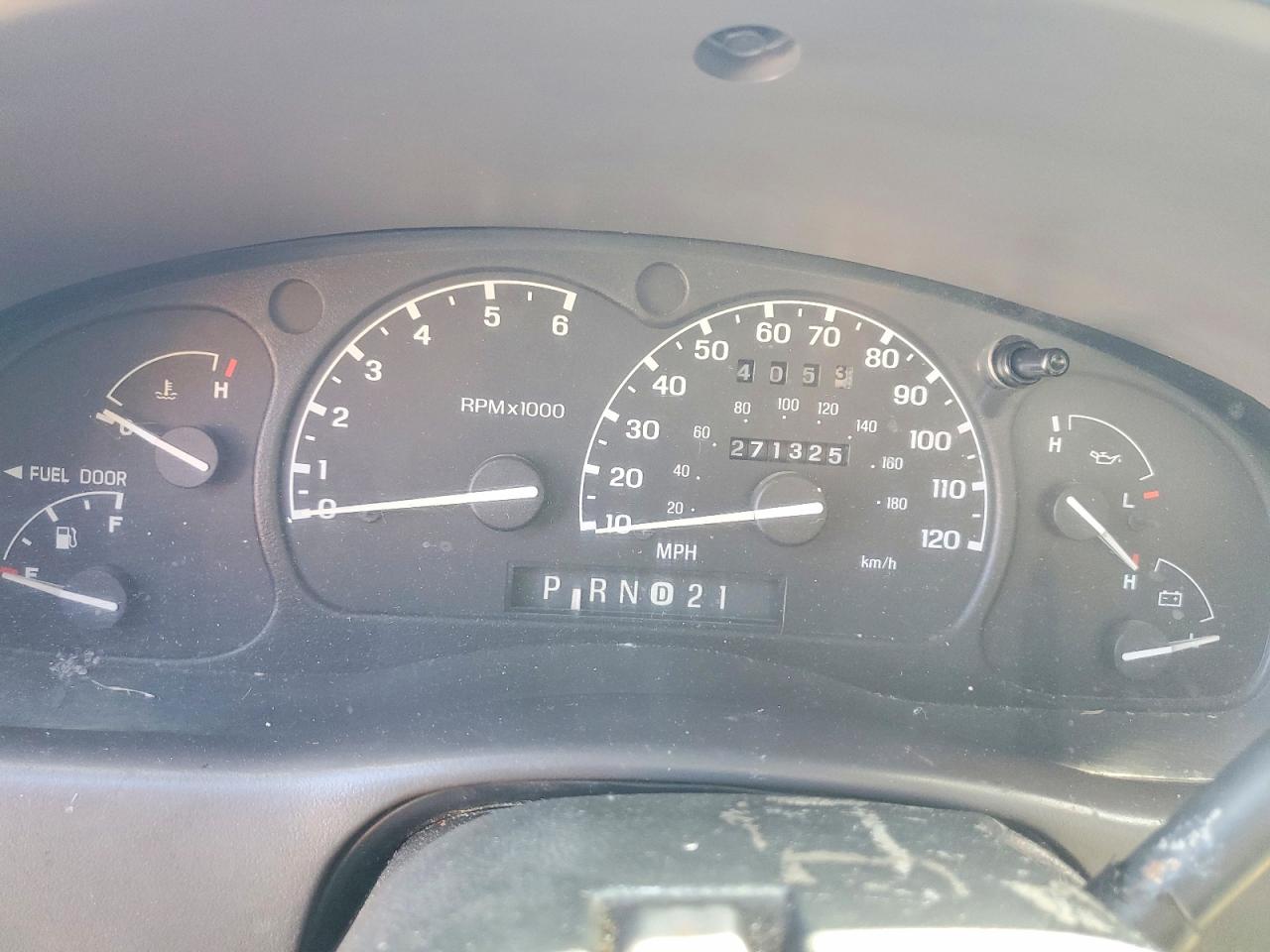 2002 Ford Ranger Super Cab Red vin: 1FTYR44U12PA34763