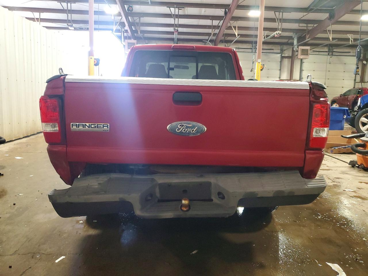 2006 Ford Ranger Super Cab Red vin: 1FTYR44U16PA76694