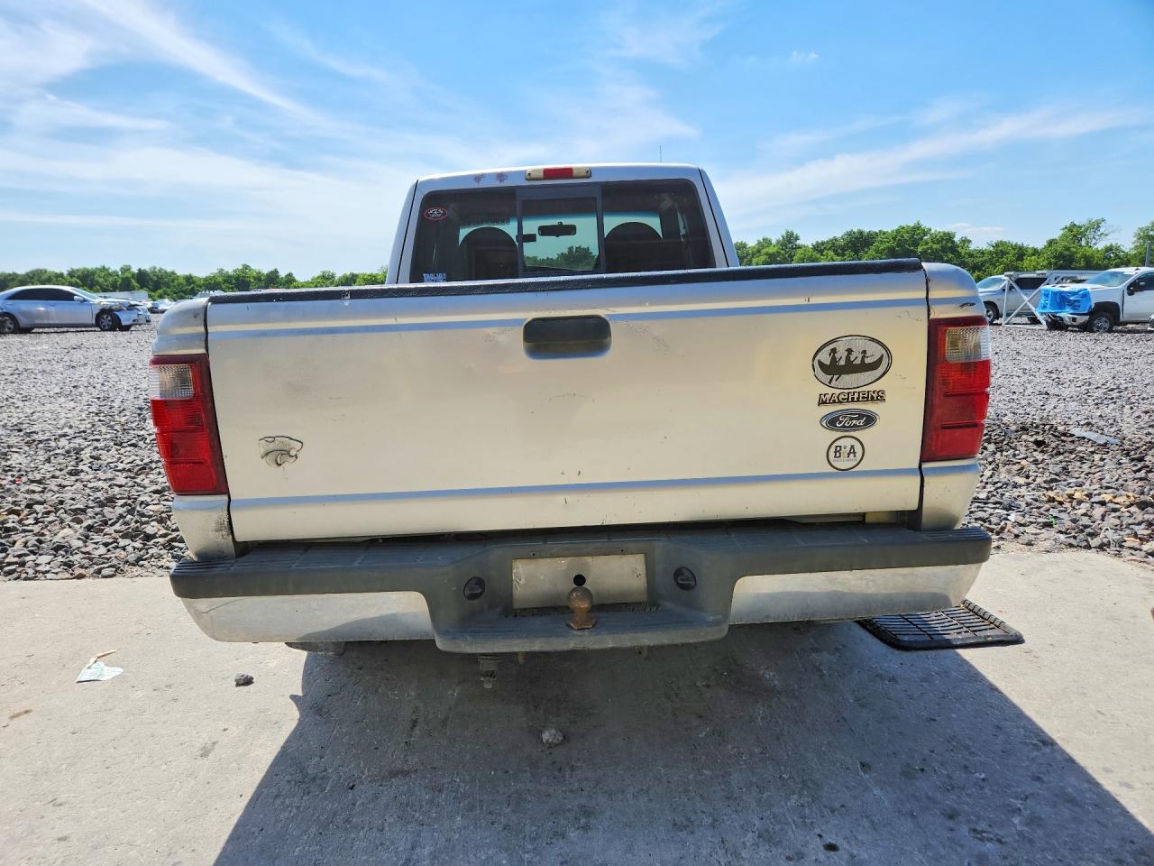 2002 Ford Ranger Super Cab Silver vin: 1FTYR44U32PA31895
