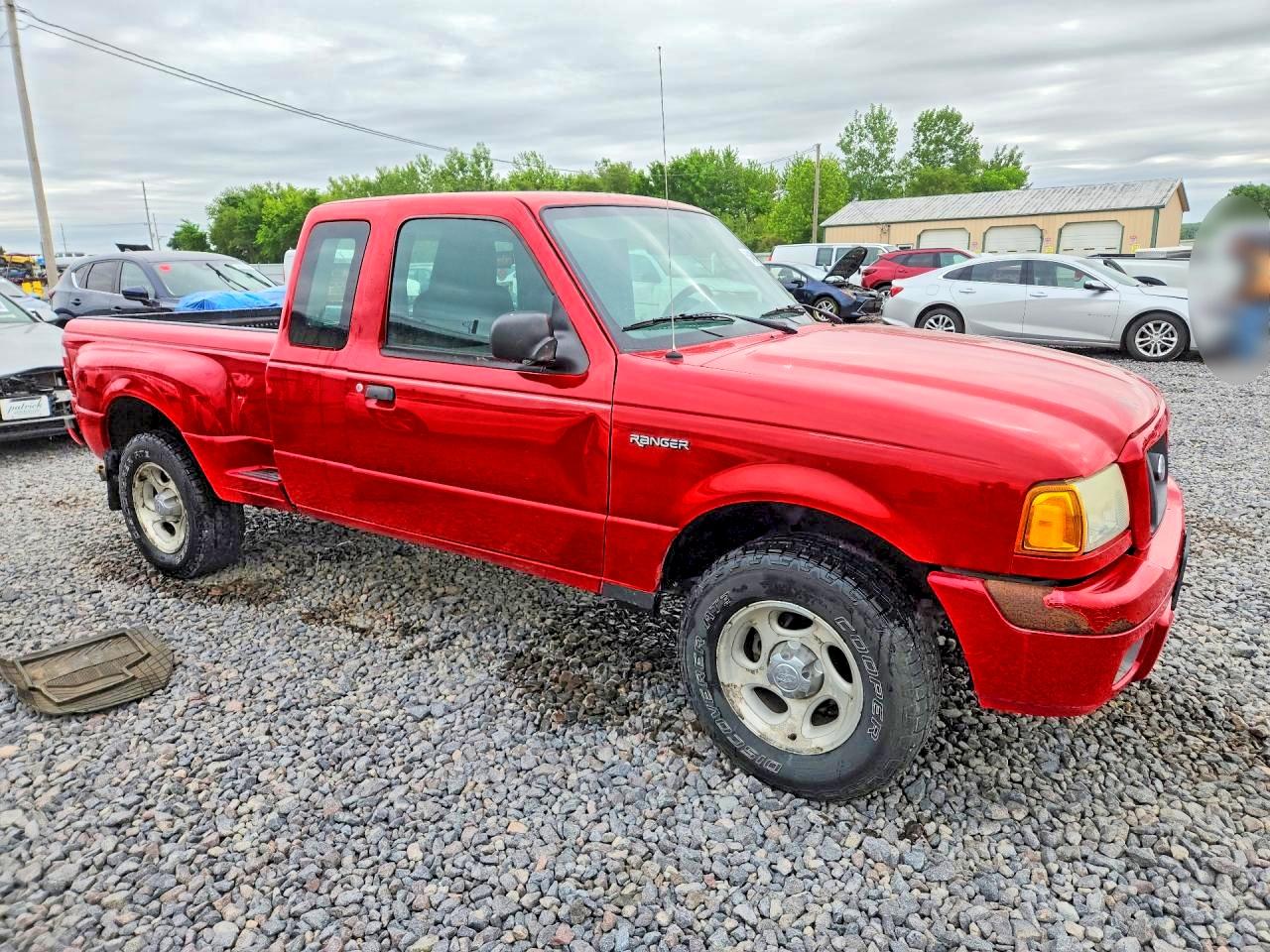 2004 Ford Ranger Super Cab Red vin: 1FTYR44U44PA98928