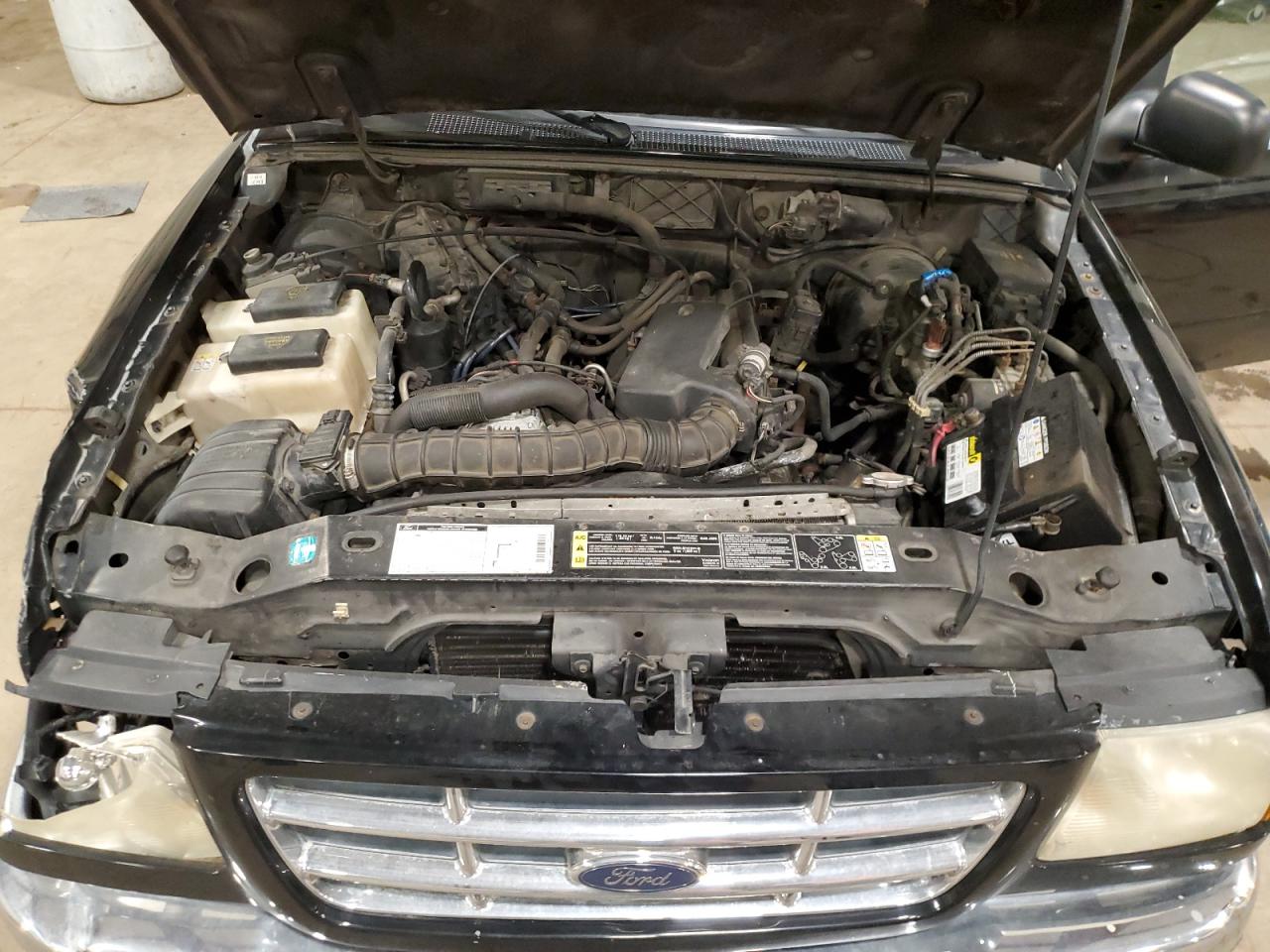 2002 Ford Ranger Super Cab Black vin: 1FTYR44U52TA05385
