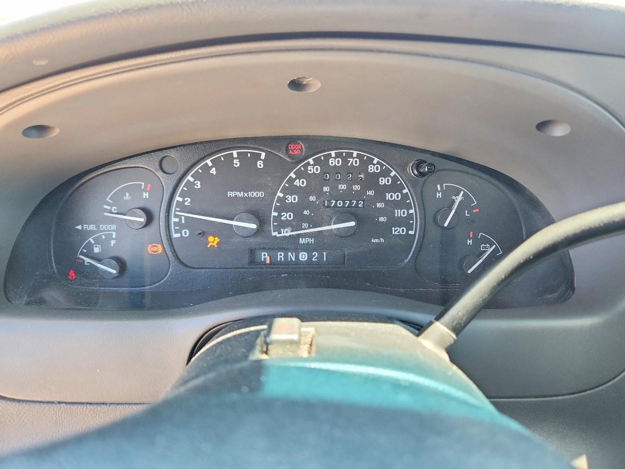 2003 Ford Ranger Super Cab White vin: 1FTYR44U53PB87180