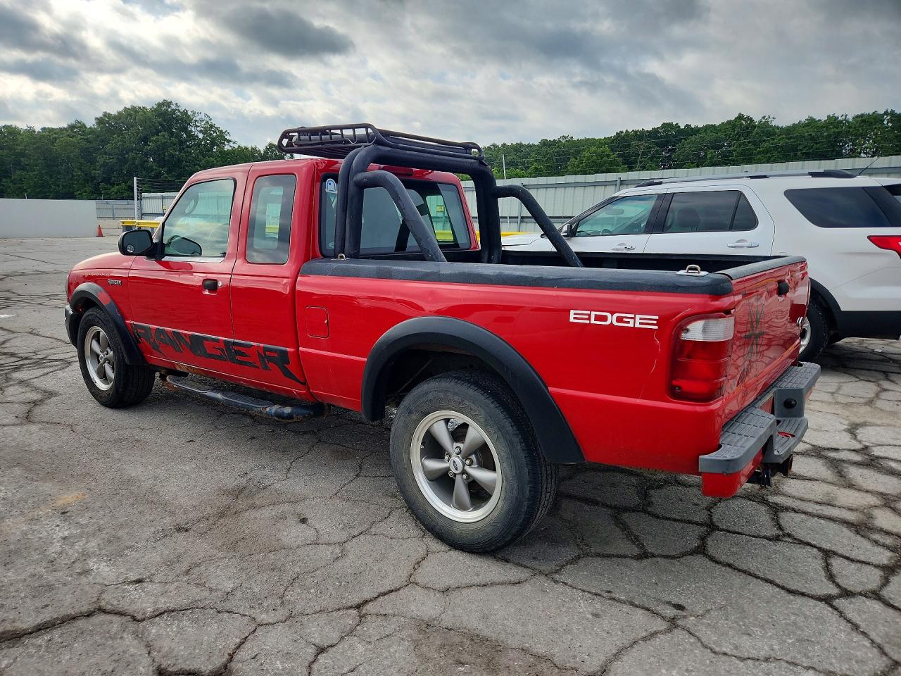 2004 Ford Ranger Super Cab Red vin: 1FTYR44U54PA93947