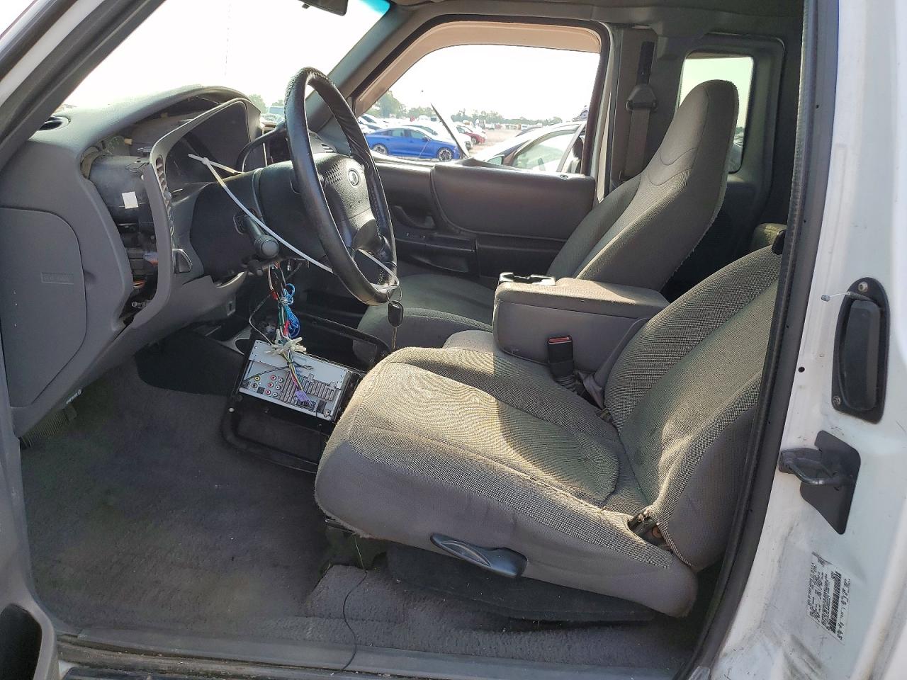2002 Ford Ranger Super Cab Белый vin: 1FTYR44U62PA96661