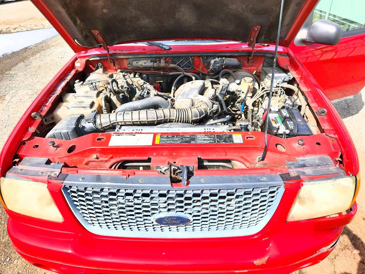 2002 Ford Ranger Super Cab Red vin: 1FTYR44U72TA20759