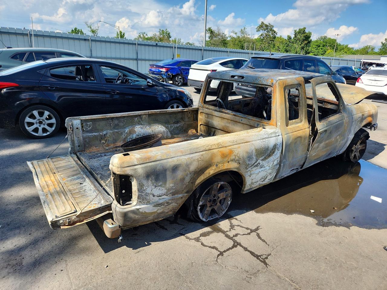 2005 Ford Ranger Super Cab Burn vin: 1FTYR44U75PA33136