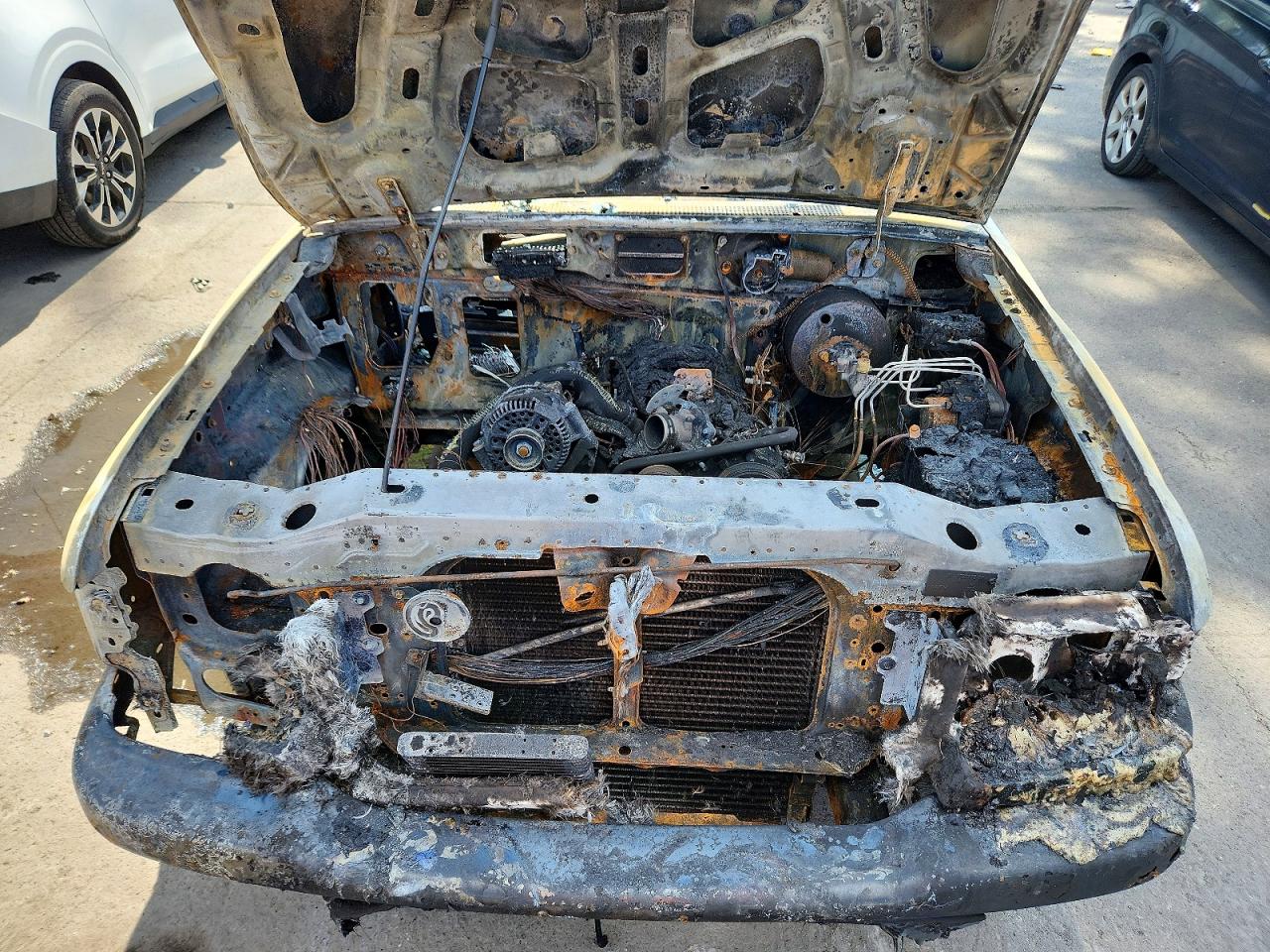 2005 Ford Ranger Super Cab Burn vin: 1FTYR44U75PA33136