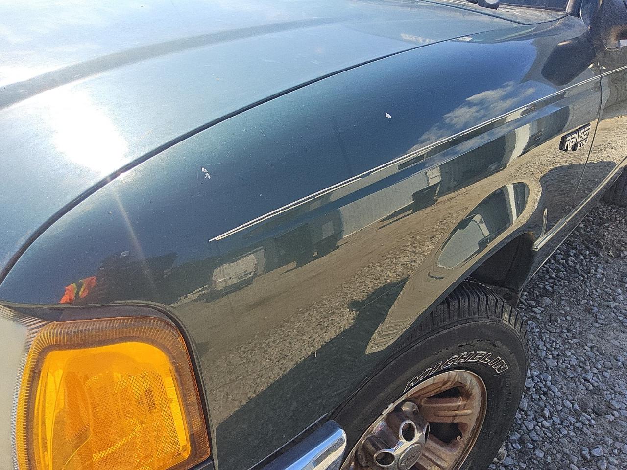 2002 Ford Ranger Super Cab Green vin: 1FTYR44U82PA53309 Damage: Left Front Fender, Chipped, 3