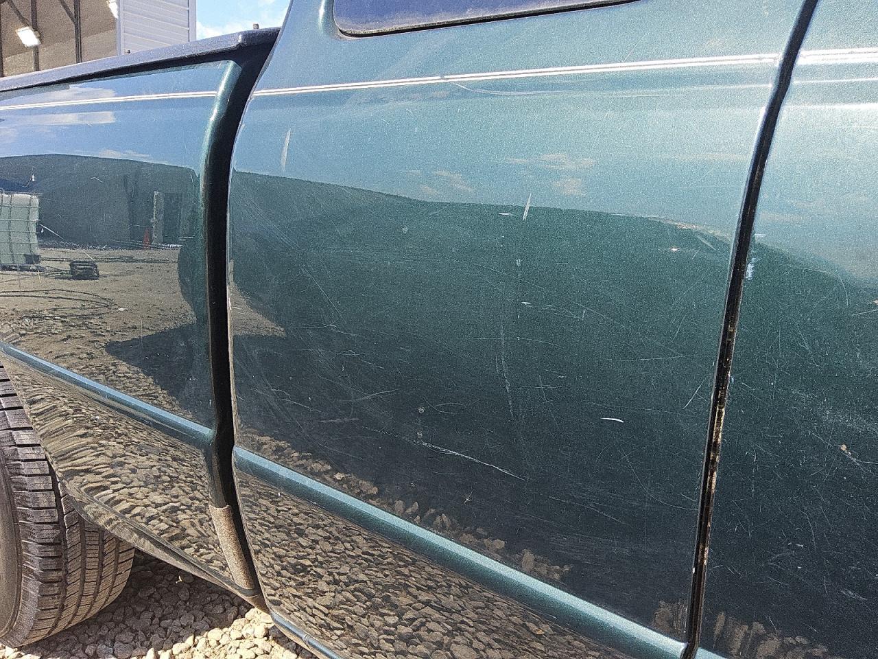 2002 Ford Ranger Super Cab Green vin: 1FTYR44U82PA53309 Damage: Right Rear Door, Multiple Scratches Heavy, 3