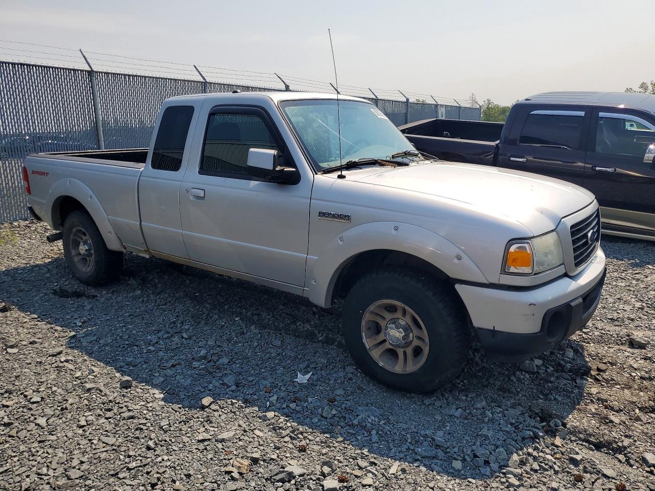 2008 Ford Ranger Super Cab Серебряный vin: 1FTYR44U88PA64447