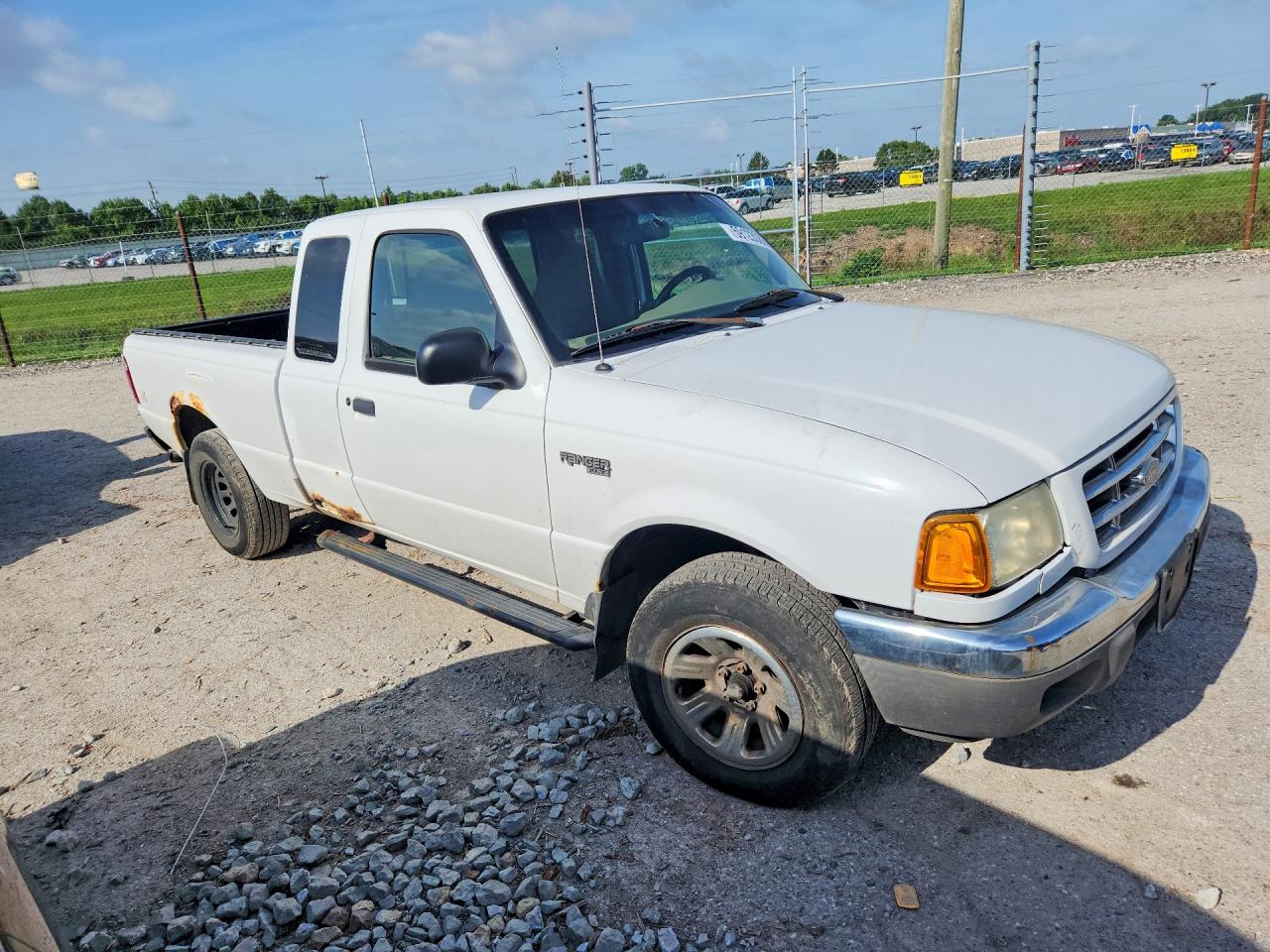 2002 Ford Ranger Super Cab White vin: 1FTYR44U92TA42746