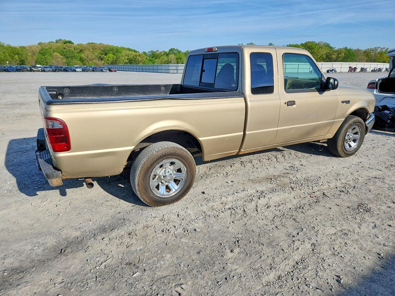 2002 Ford Ranger Super Cab Tan vin: 1FTYR44U92TA59160