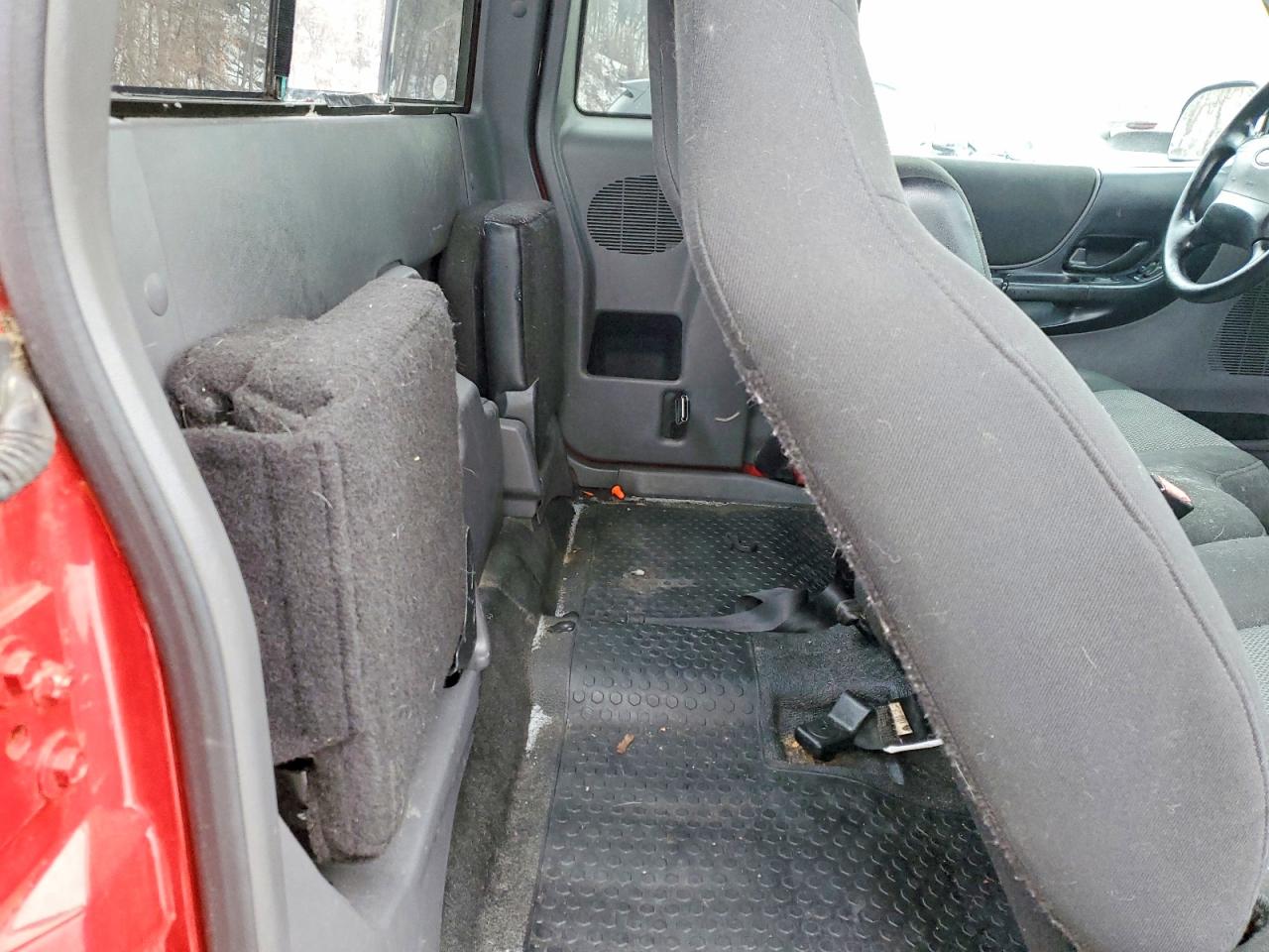 2003 Ford Ranger Super Cab Red vin: 1FTYR44U93PB72570
