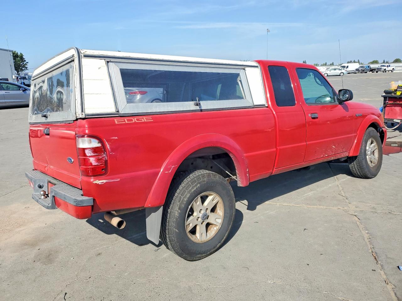 2005 Ford Ranger Super Cab Red vin: 1FTYR44U95PA46650