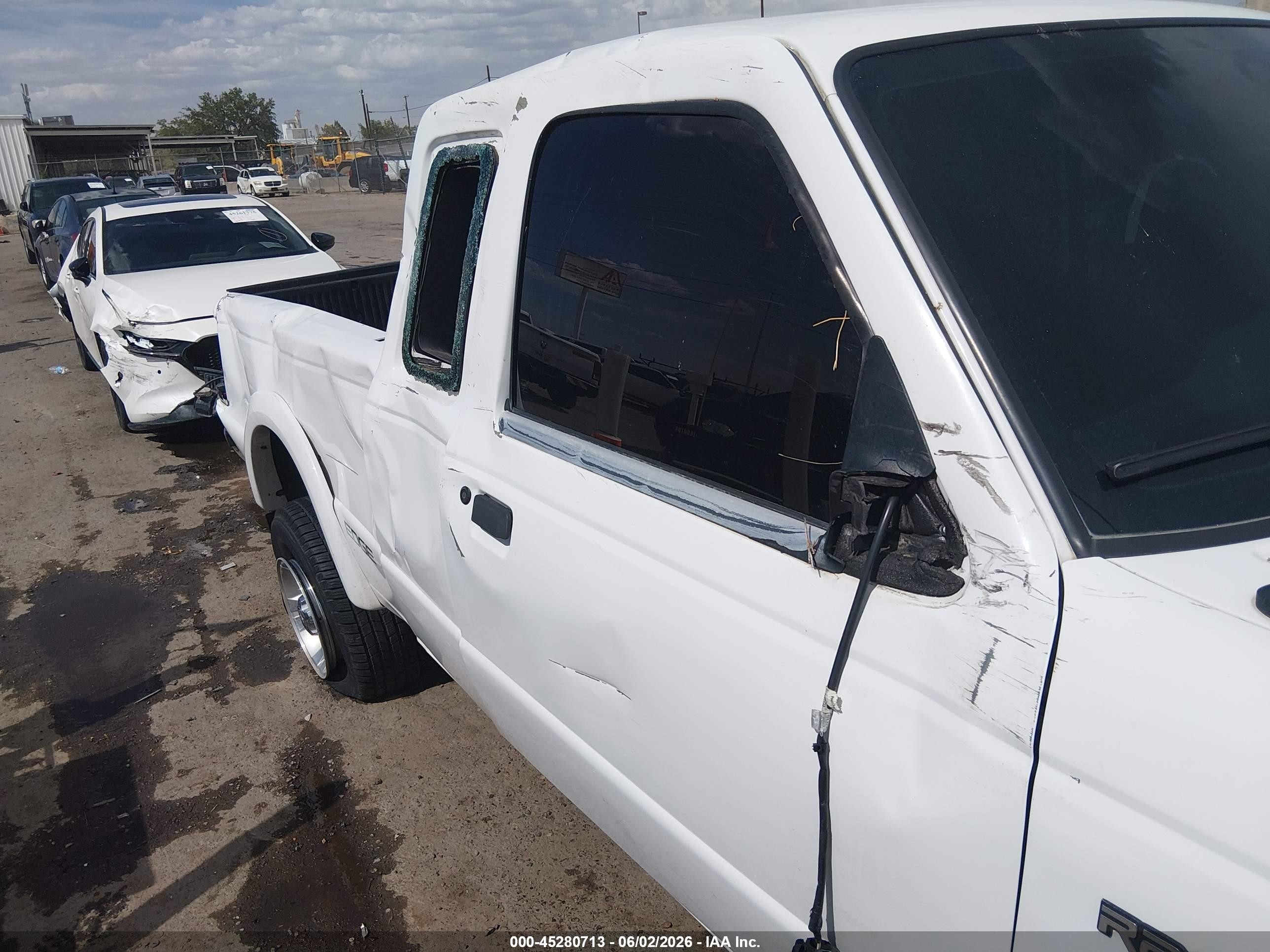 2002 Ford Ranger Edge/tremor/xlt White vin: 1FTYR44UX2PA02300