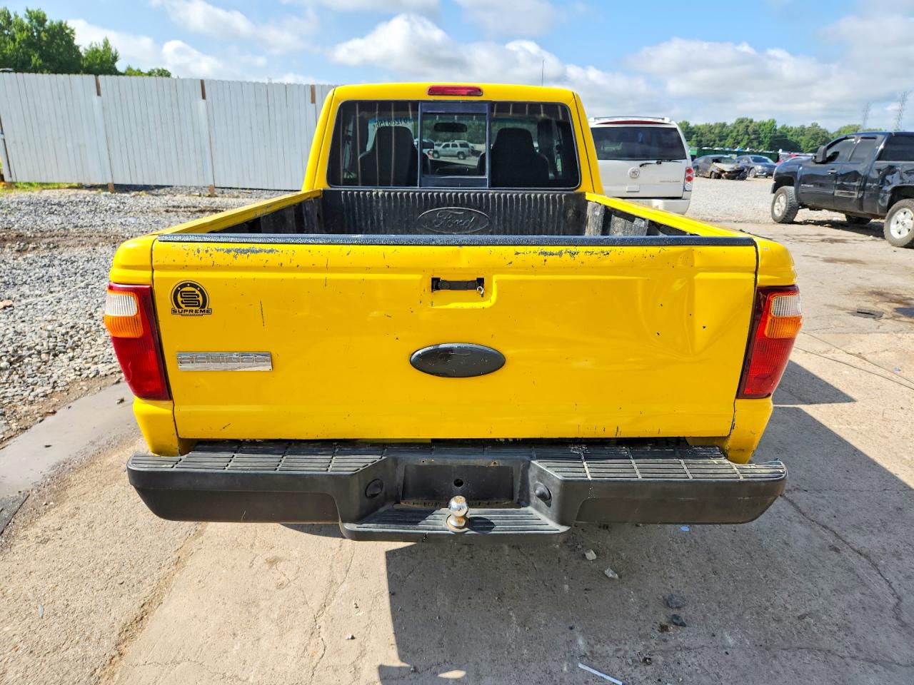 2007 Ford Ranger Super Cab Желтый vin: 1FTYR44UX7PA38933
