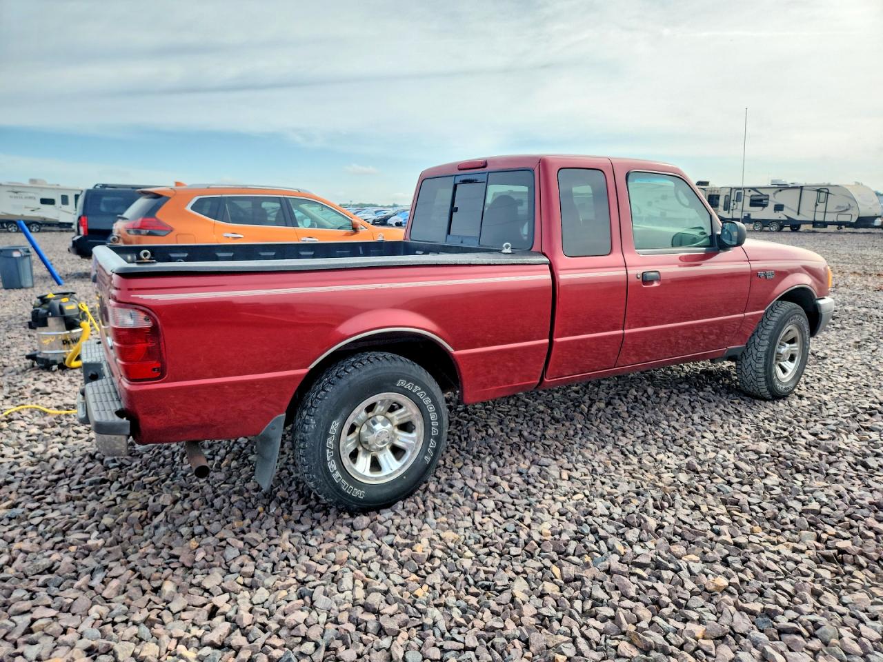 2003 Ford Ranger Red vin: 1FTYR44V03PB12413