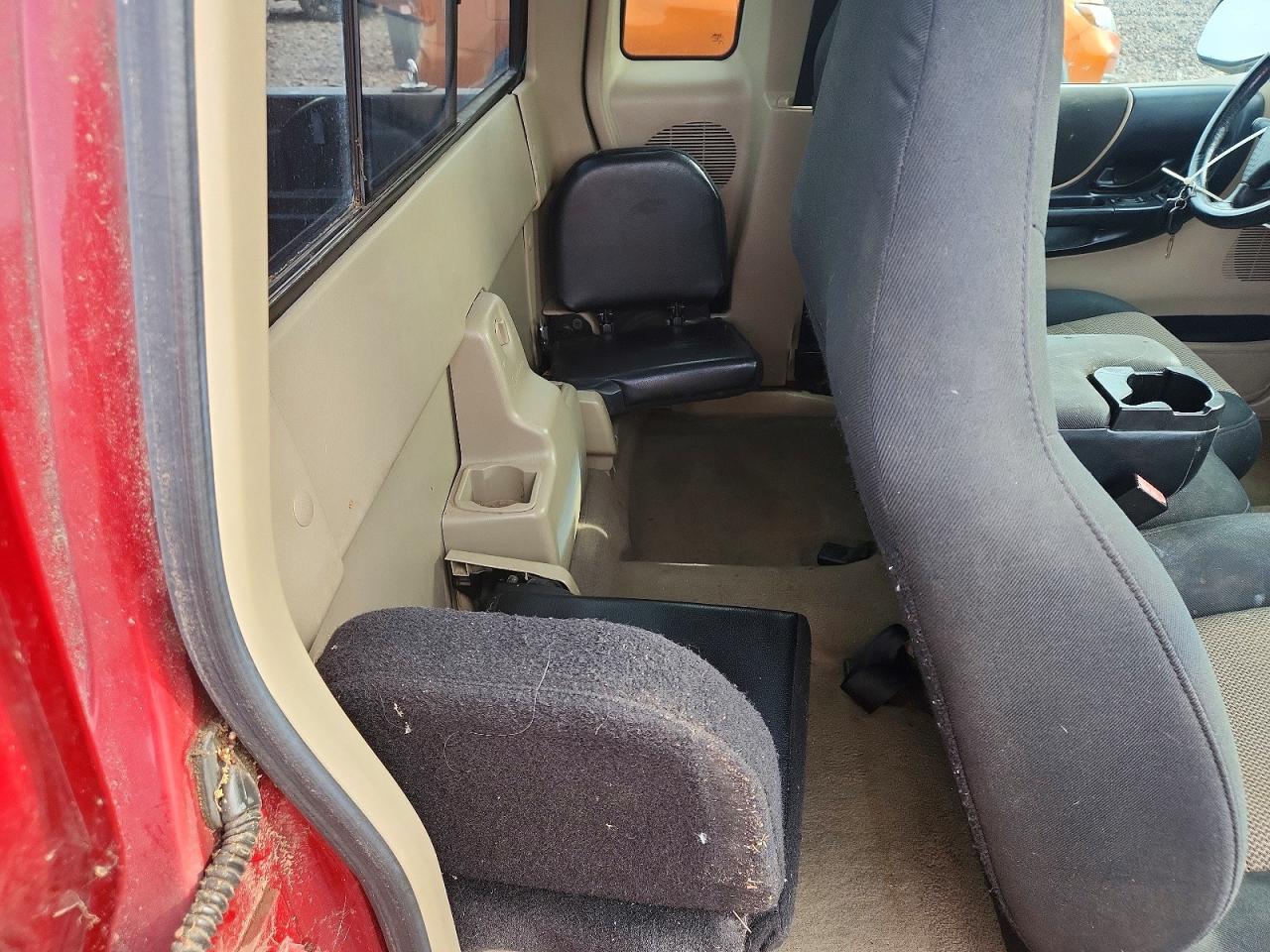 2003 Ford Ranger Red vin: 1FTYR44V03PB12413