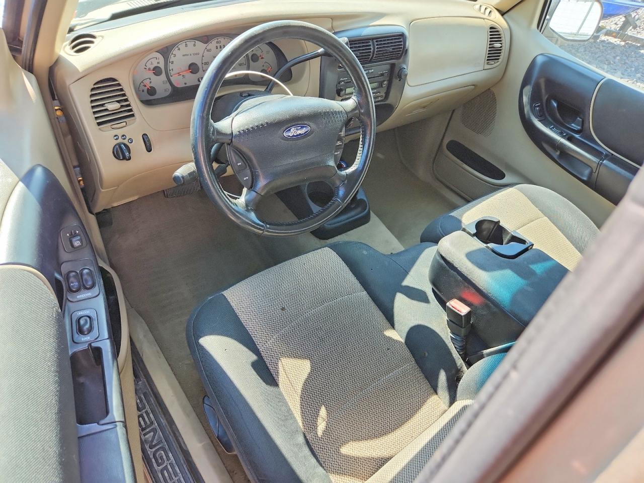 2003 Ford Ranger Super Cab Tan vin: 1FTYR44V43PA98872