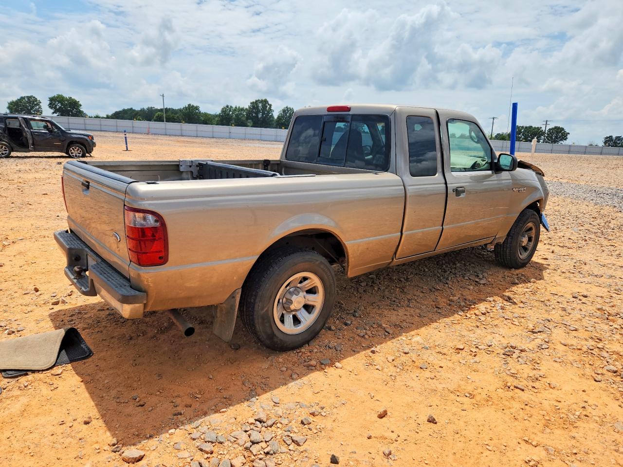 2003 Ford Ranger Super Cab Gold vin: 1FTYR44V53TA31172