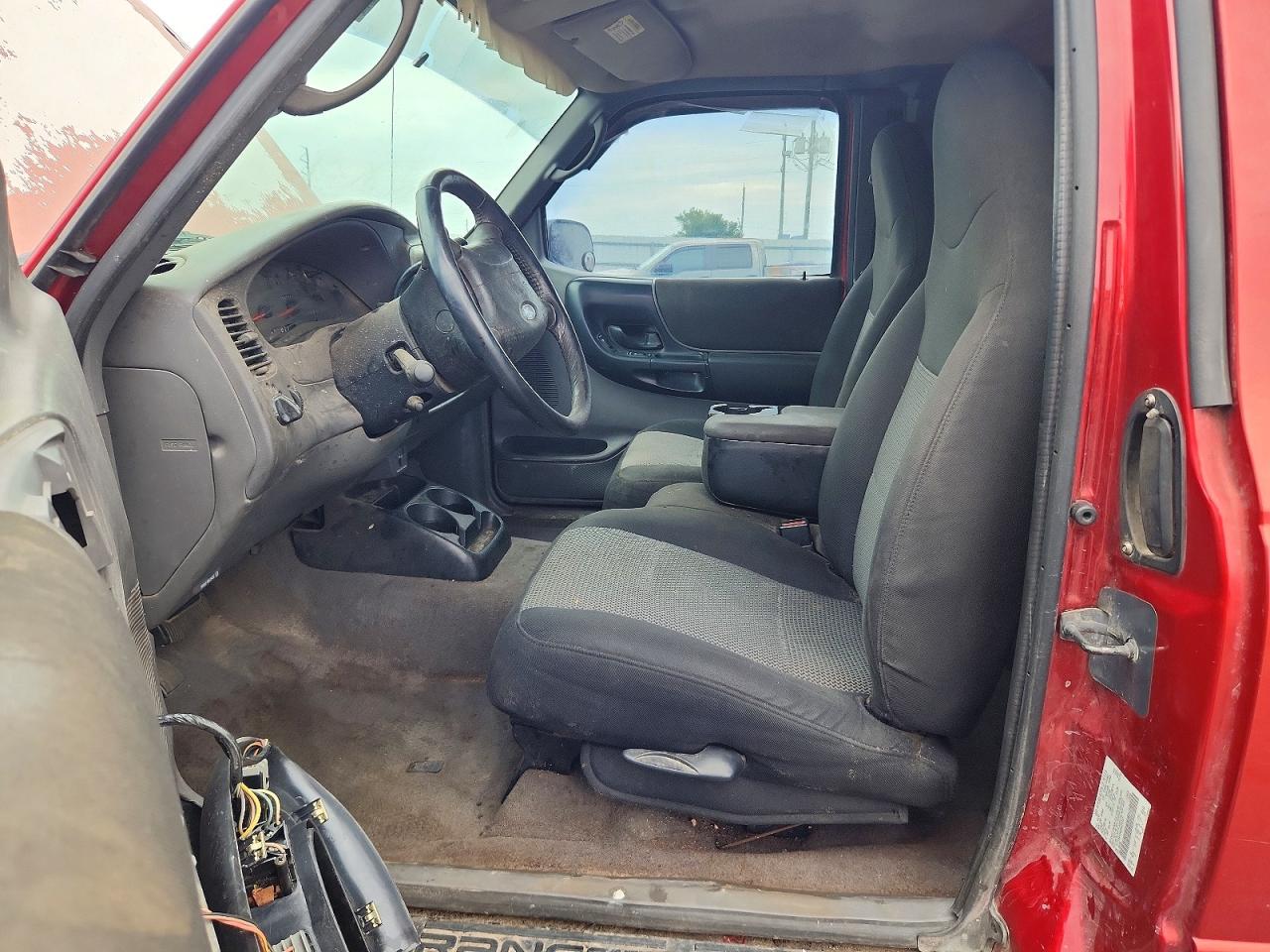 2003 Ford Ranger Super Cab Red vin: 1FTYR44V63PA07357