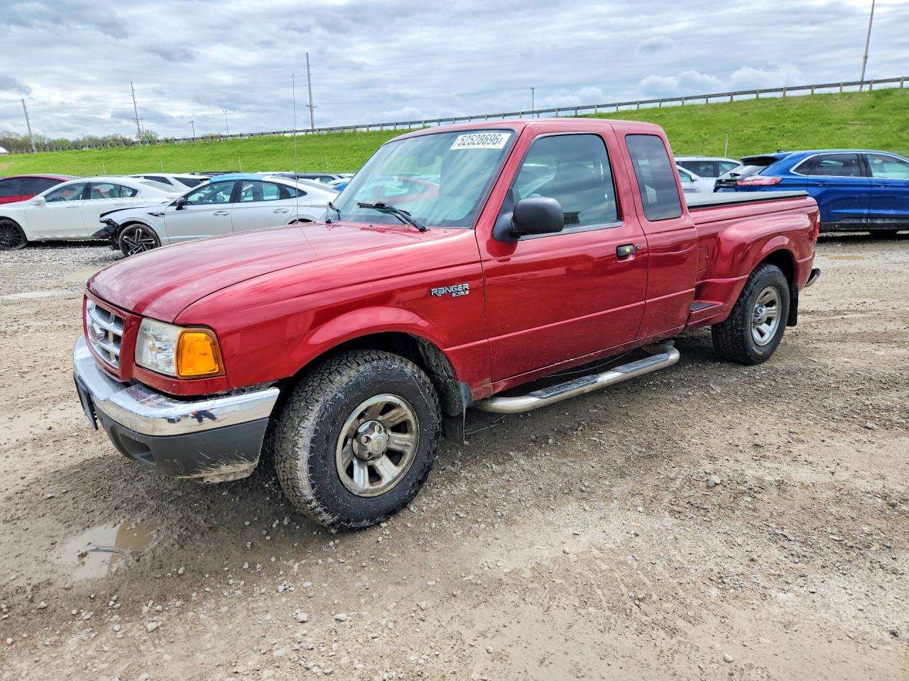 1FTYR44V72PB42555