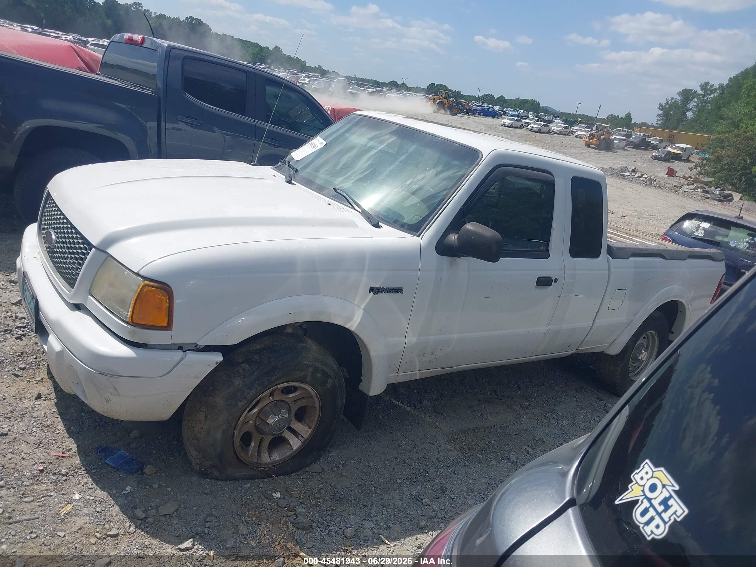 2002 Ford Ranger Edge/tremor/xlt Белый vin: 1FTYR44V82PB57808
