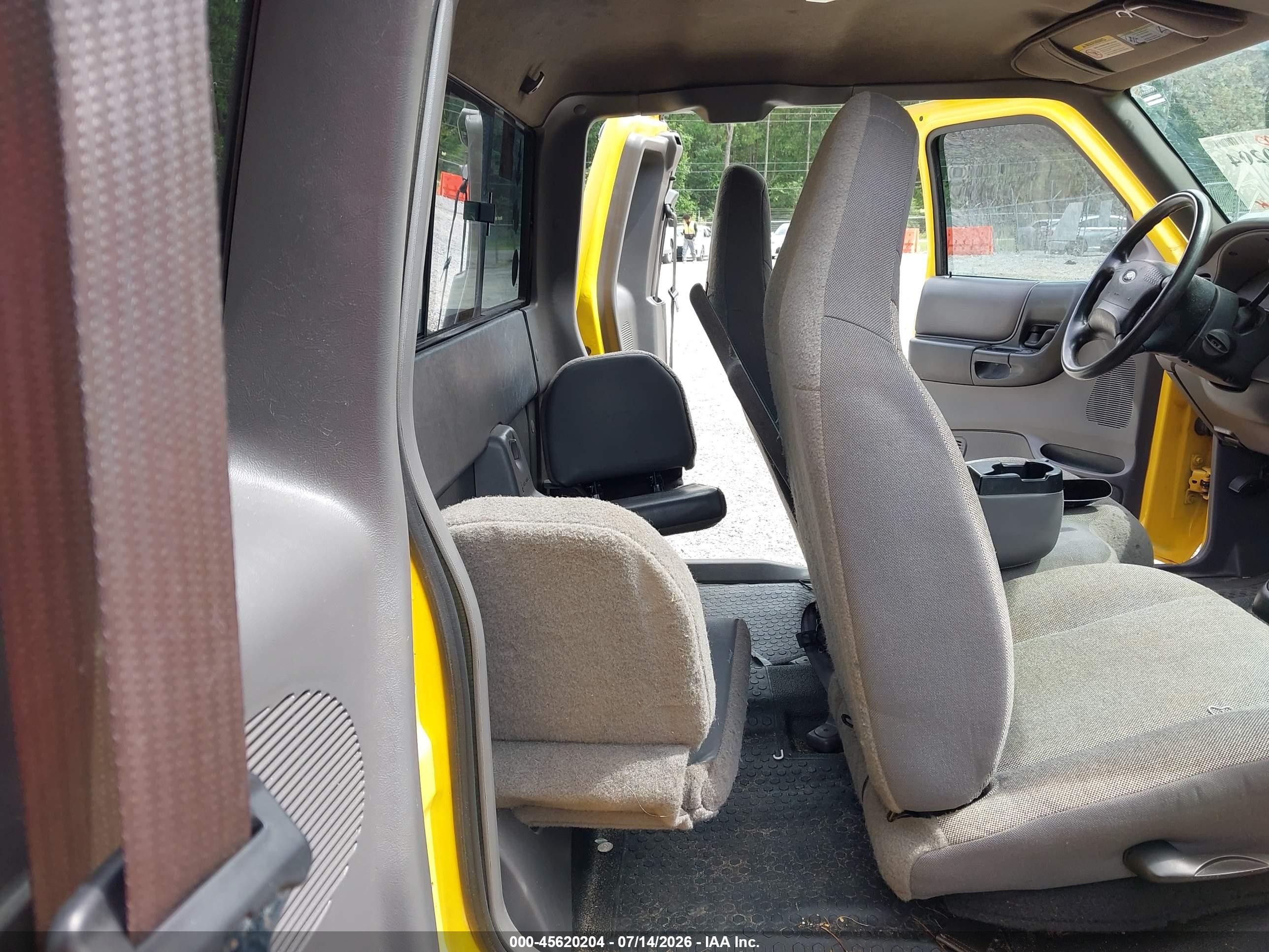 2002 Ford Ranger Edge/tremor/xlt Yellow vin: 1FTYR44V92PB26292
