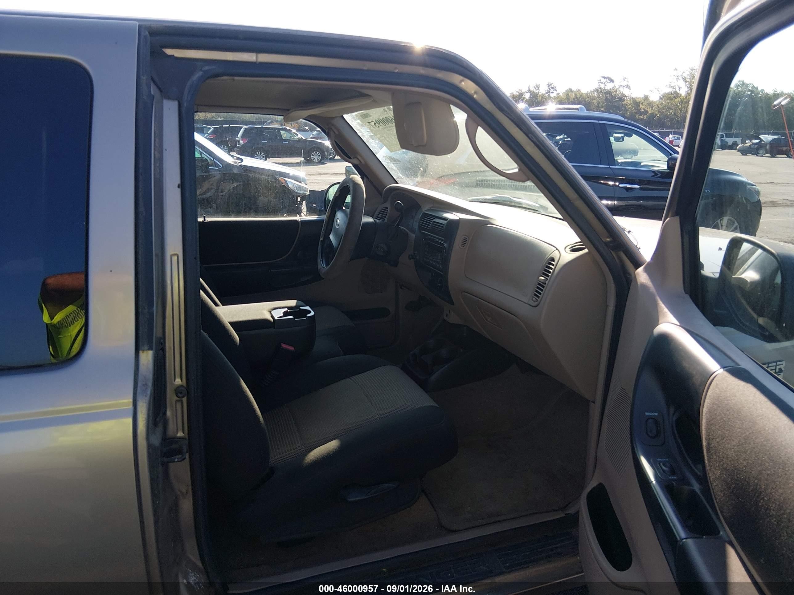 2003 Ford Ranger Edge/tremor/xlt Золотой vin: 1FTYR44V93PA20801