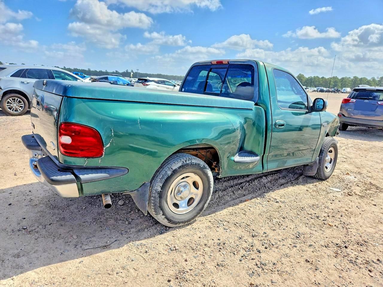 2000 Ford F150 Green vin: 1FTZF0727YKA27726