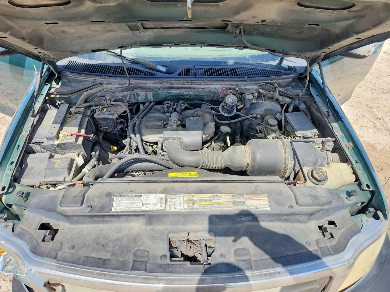 2000 Ford F150 Green vin: 1FTZF0727YKA27726