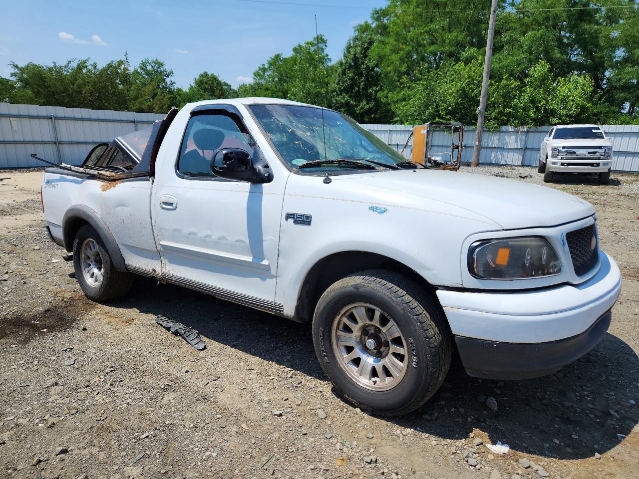 2001 Ford F150 Белый vin: 1FTZF17201NB63044