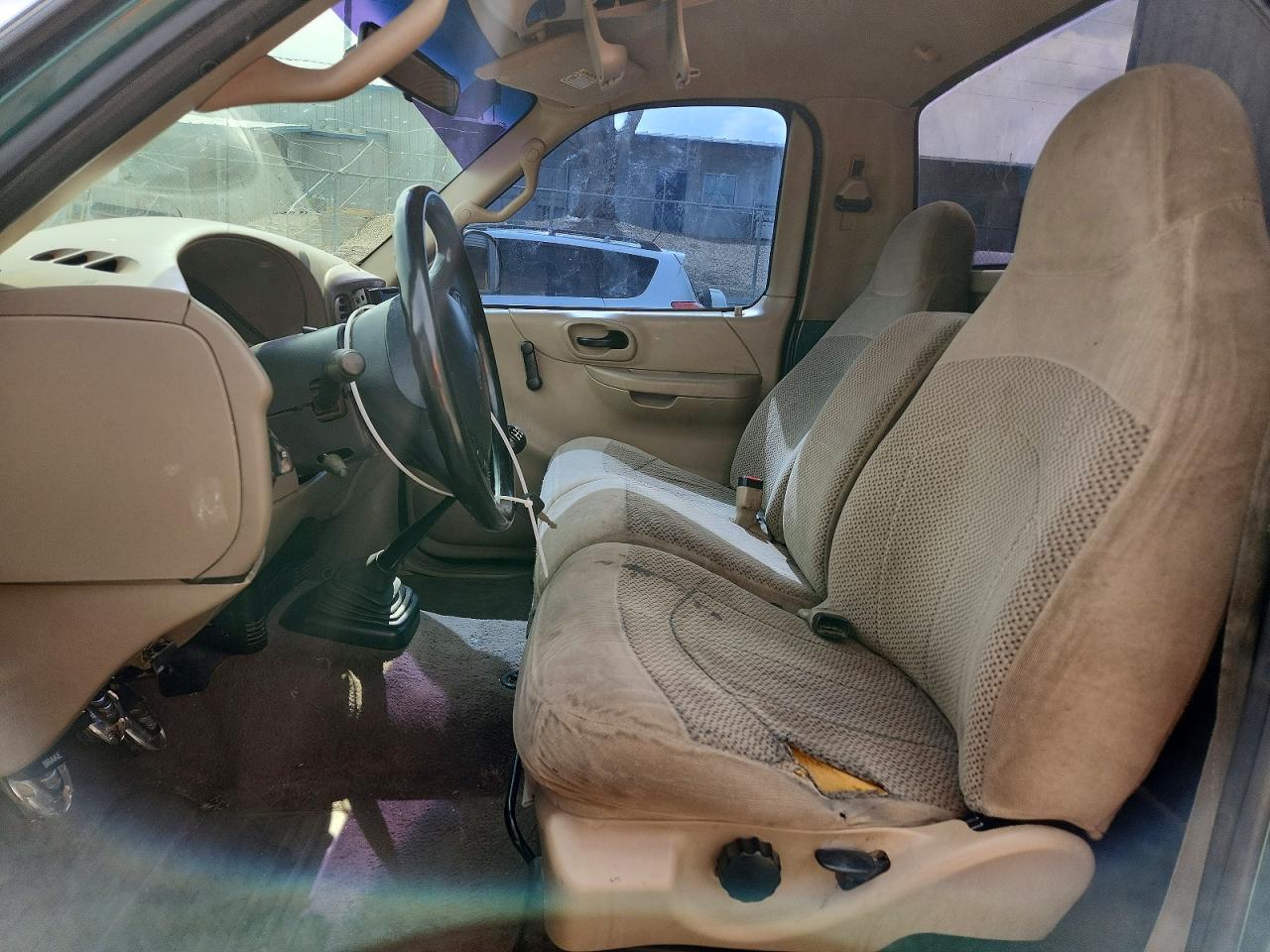 2000 Ford F150 Green vin: 1FTZF1720YKA44549