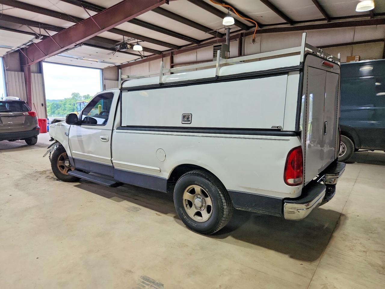 1999 Ford F150 White vin: 1FTZF1721XNA03036