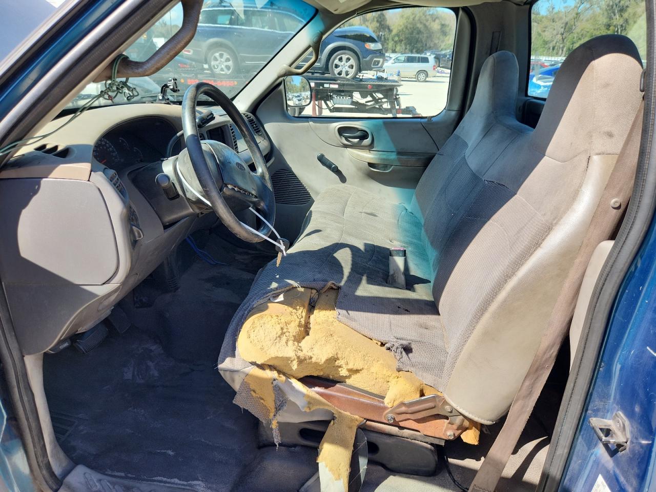 2000 Ford F150 Blue vin: 1FTZF1721YNB62026