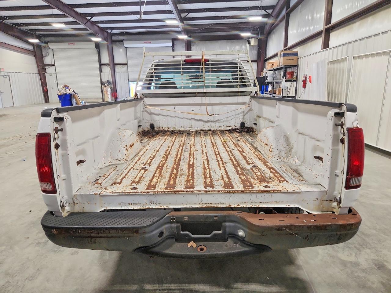 1998 Ford F150 White vin: 1FTZF1722WNB08666