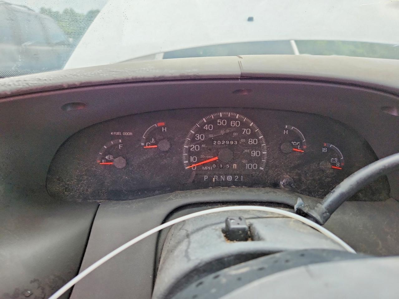 1998 Ford F150 White vin: 1FTZF1722WNB08666