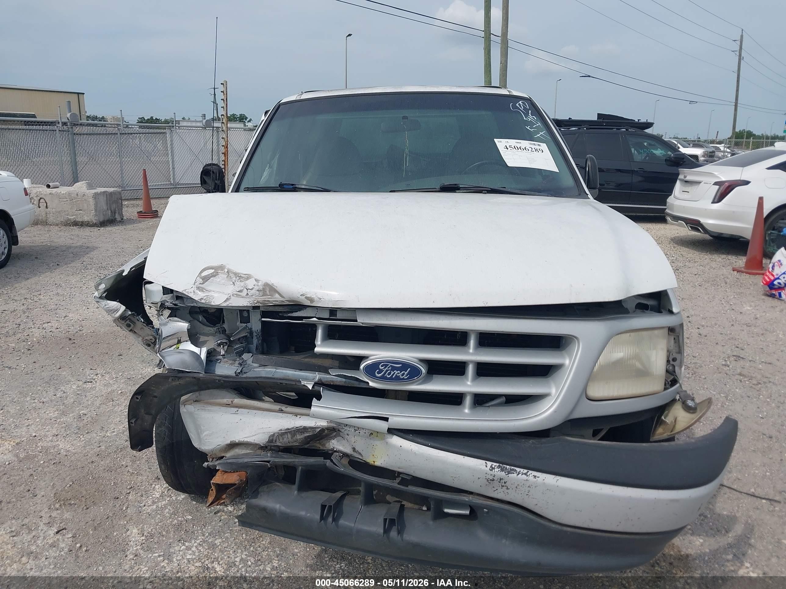 1999 Ford F-150 Work Series/xl/xlt White vin: 1FTZF1722XNB44102